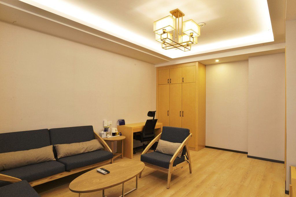 Holiday Inn Express - Jinan Exhibition Center, An Ihg Hotel Exterior photo