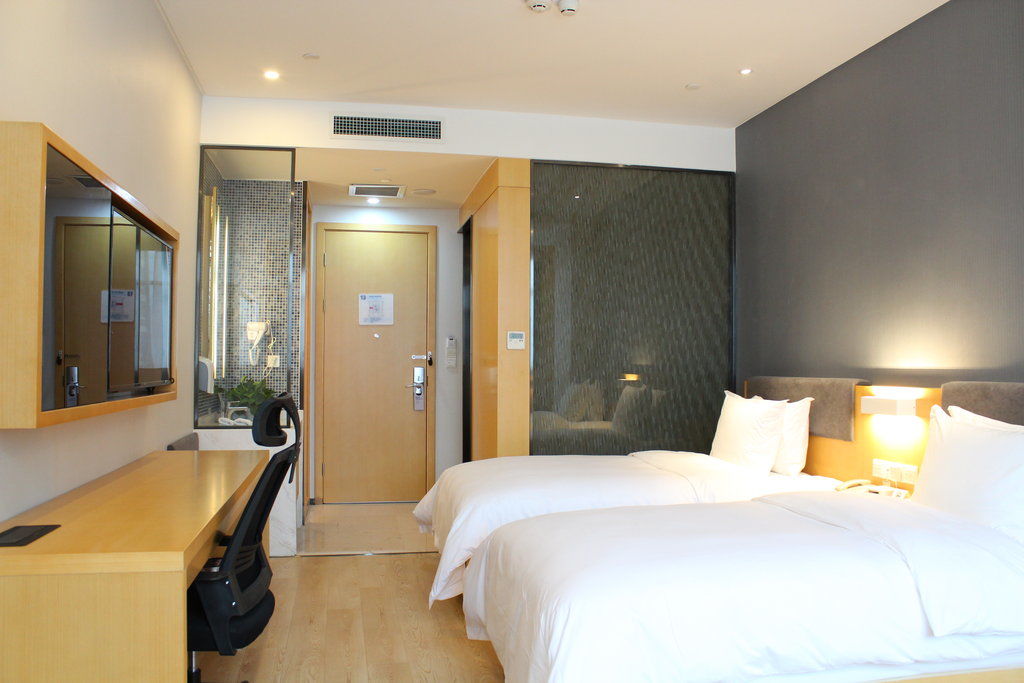 Holiday Inn Express - Jinan Exhibition Center, An Ihg Hotel Exterior photo